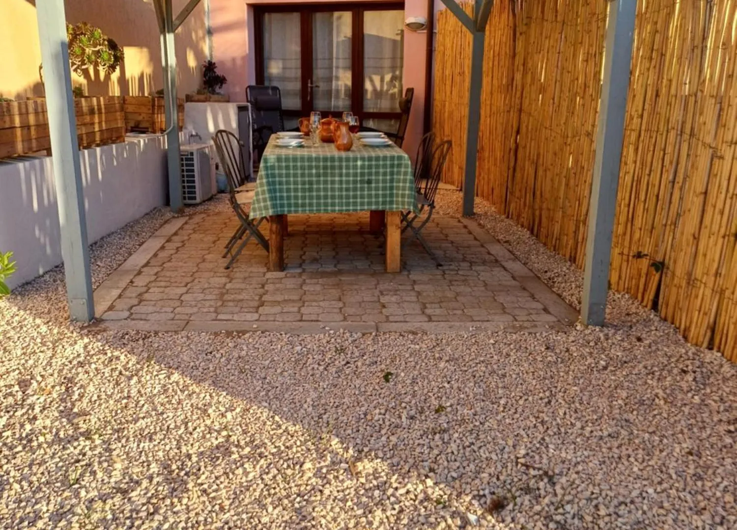 Appartamento Tinnari Home Cascabraga Italia